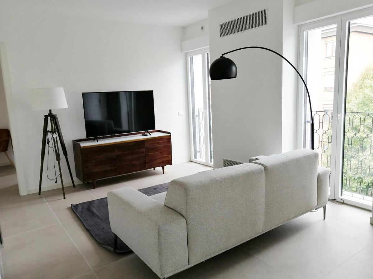 Aria Boutique Apartments Farneti Milan Luaran gambar